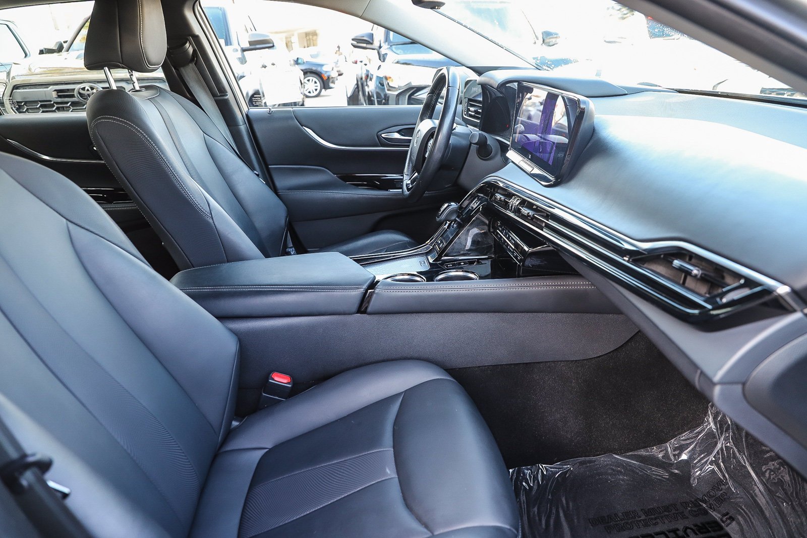 Certified Used 2023  Toyota XLE image 17