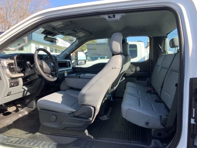 New 2026 White Ford XL image 17