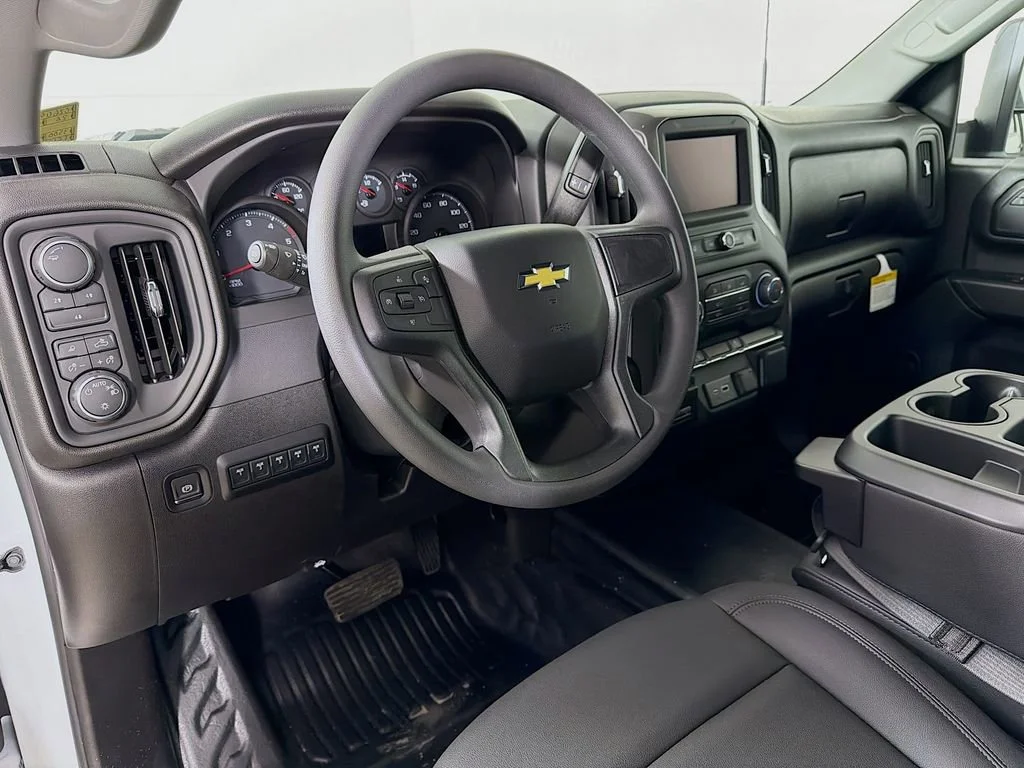 New 2026 Summit White Chevrolet Work Truck image 9