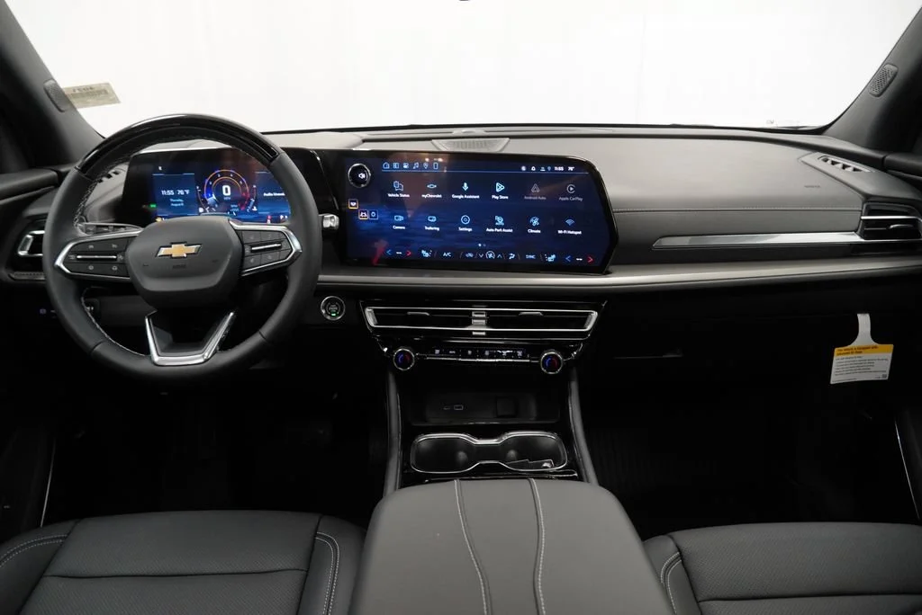 New 2027 Sterling Gray Metallic Chevrolet LT image 8