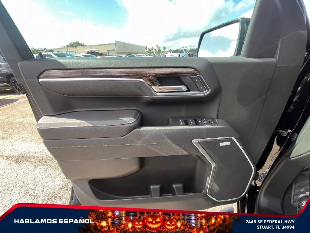 New 2026 Onyx Black GMC Elevation image 23