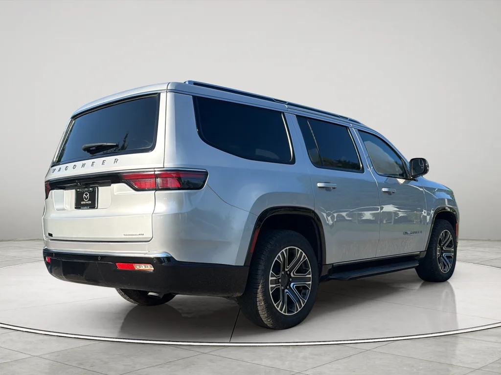 Used 2024 Silver Jeep Series II image 5