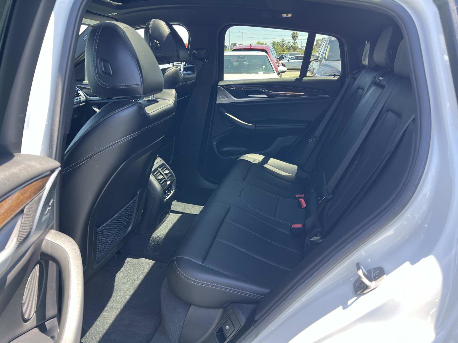 2023 BMW X4 30i - Photo 23