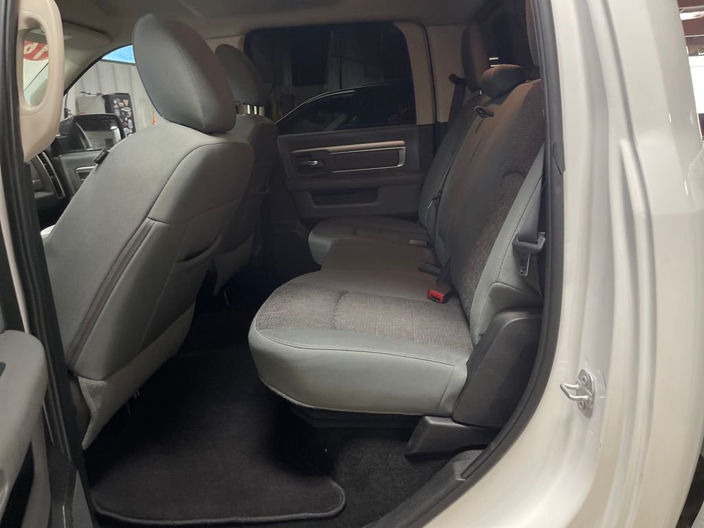 Used 2016 White Ram Big Horn image 28