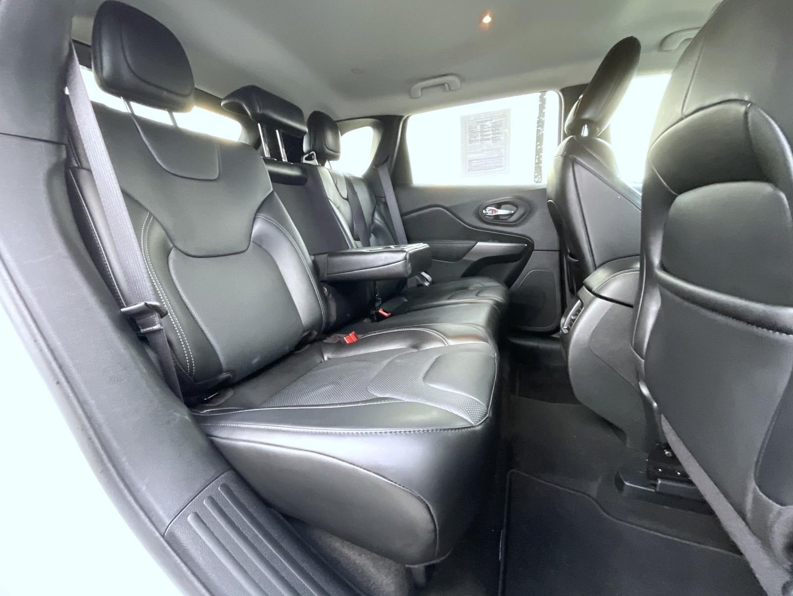 Used 2020 White Jeep Limited image 20