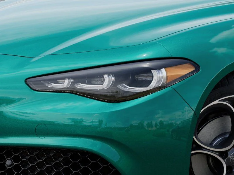 New 2026 Verde (Green) Fangio MetallicExterior Paint Alfa Romeo Veloce image 10