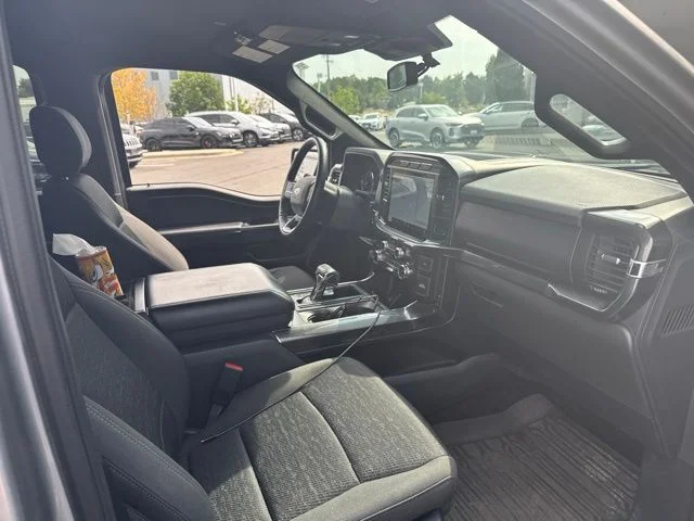 Used 2021 Silver Ford XLT image 12