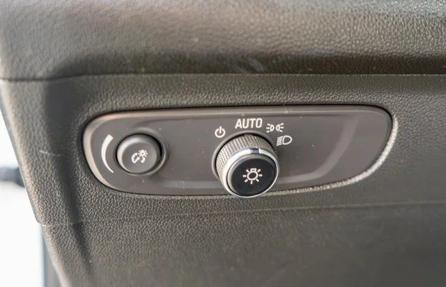 Used 2023 White Buick Preferred image 23