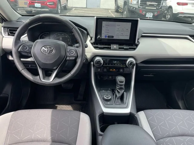 Certified Used 2025  Toyota XLE image 19
