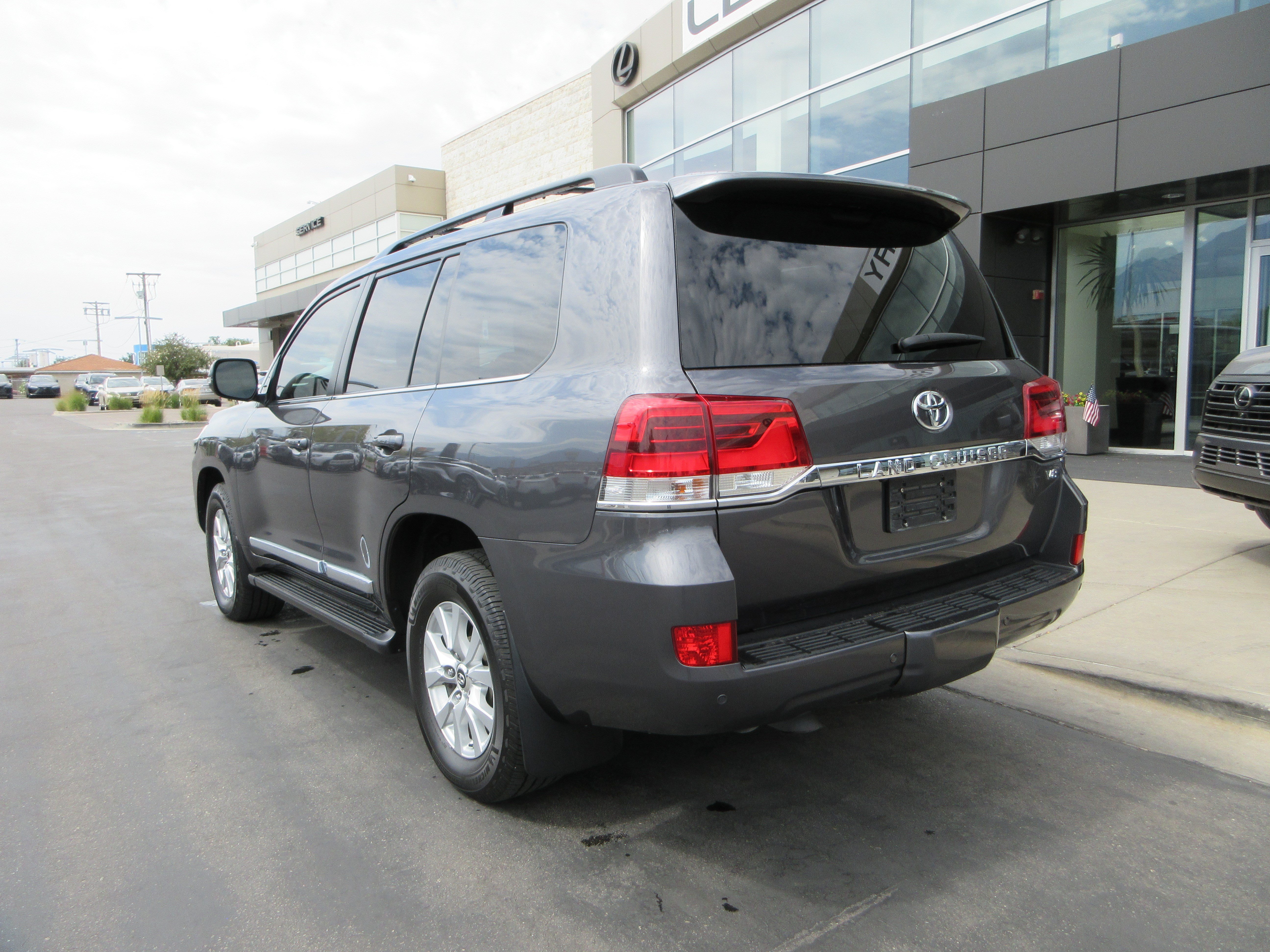 Used 2021 Magnetic Gray Metallic Toyota Base image 5