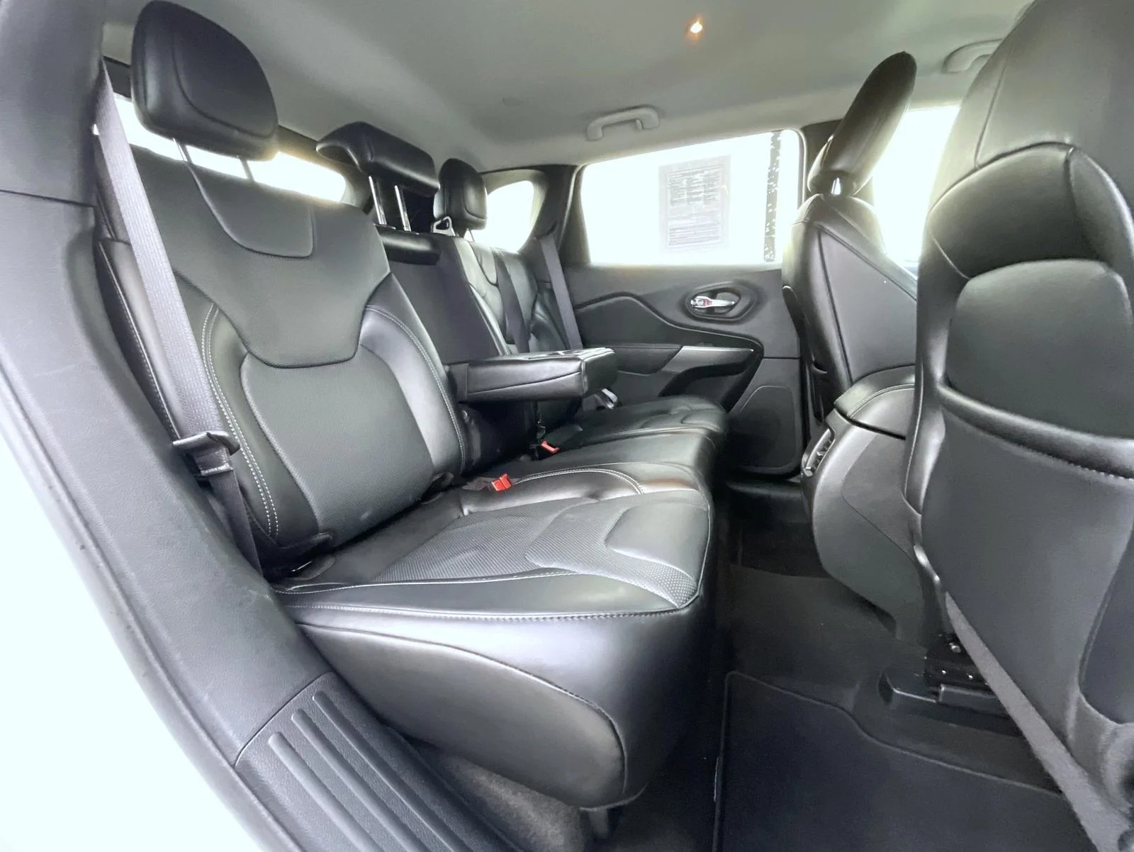 Used 2020 White Jeep Limited image 20