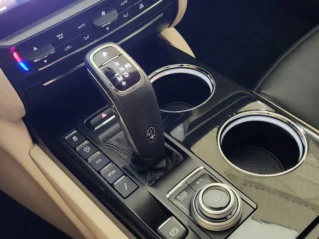 Used 2022 Bianco Maserati Modena image 19