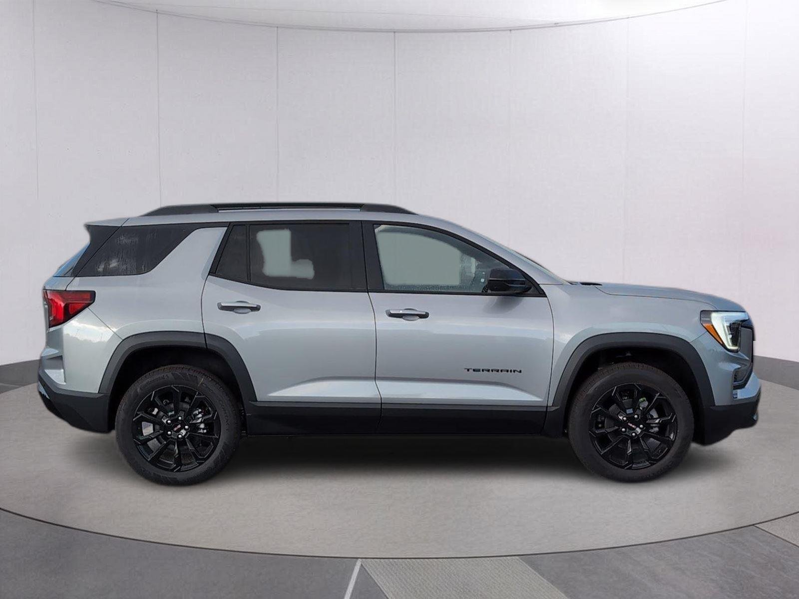New 2026 Sterling Metallic GMC Elevation image 7