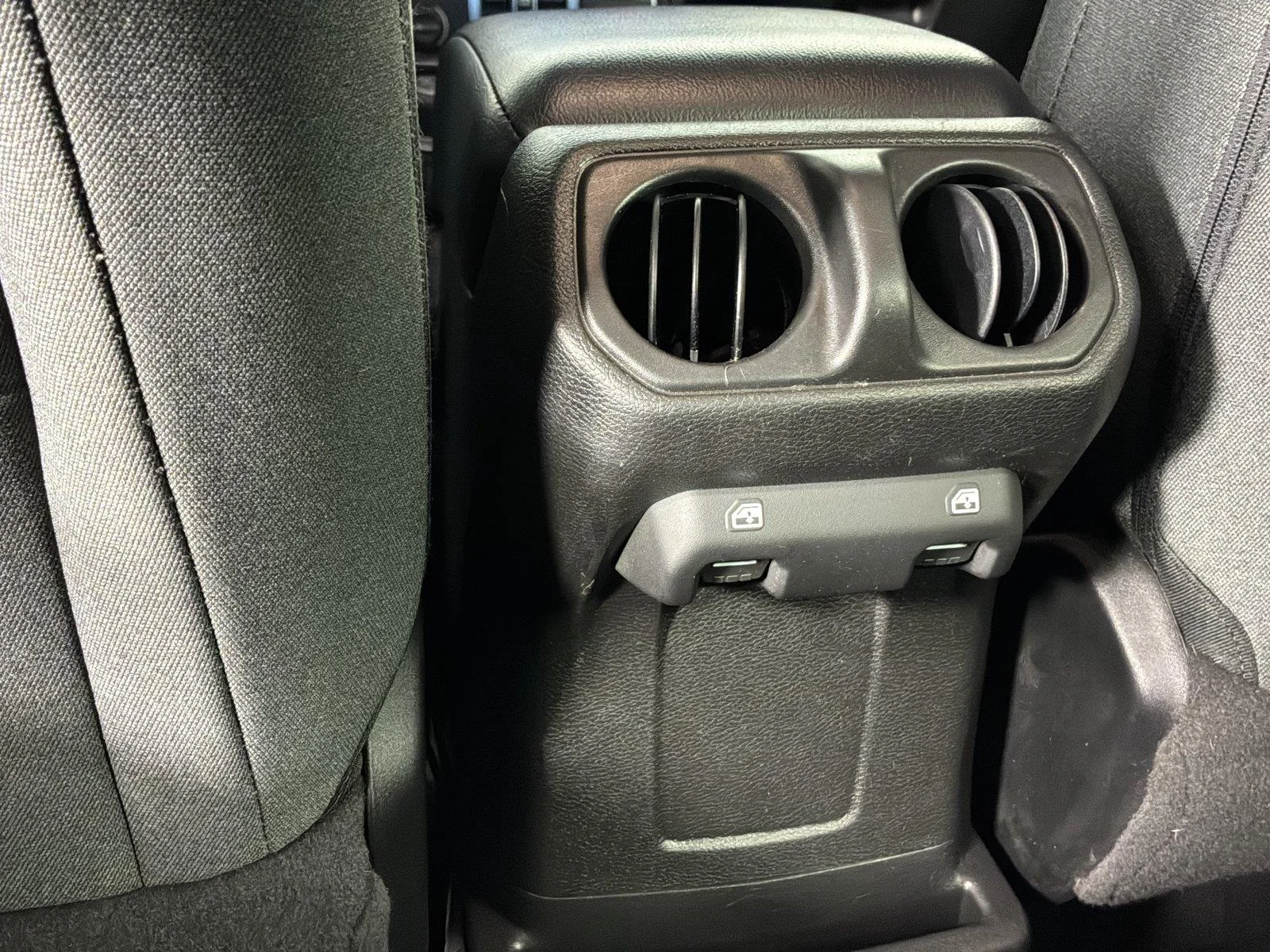 Used 2024 Bright White Clearcoat Jeep Sport S image 16