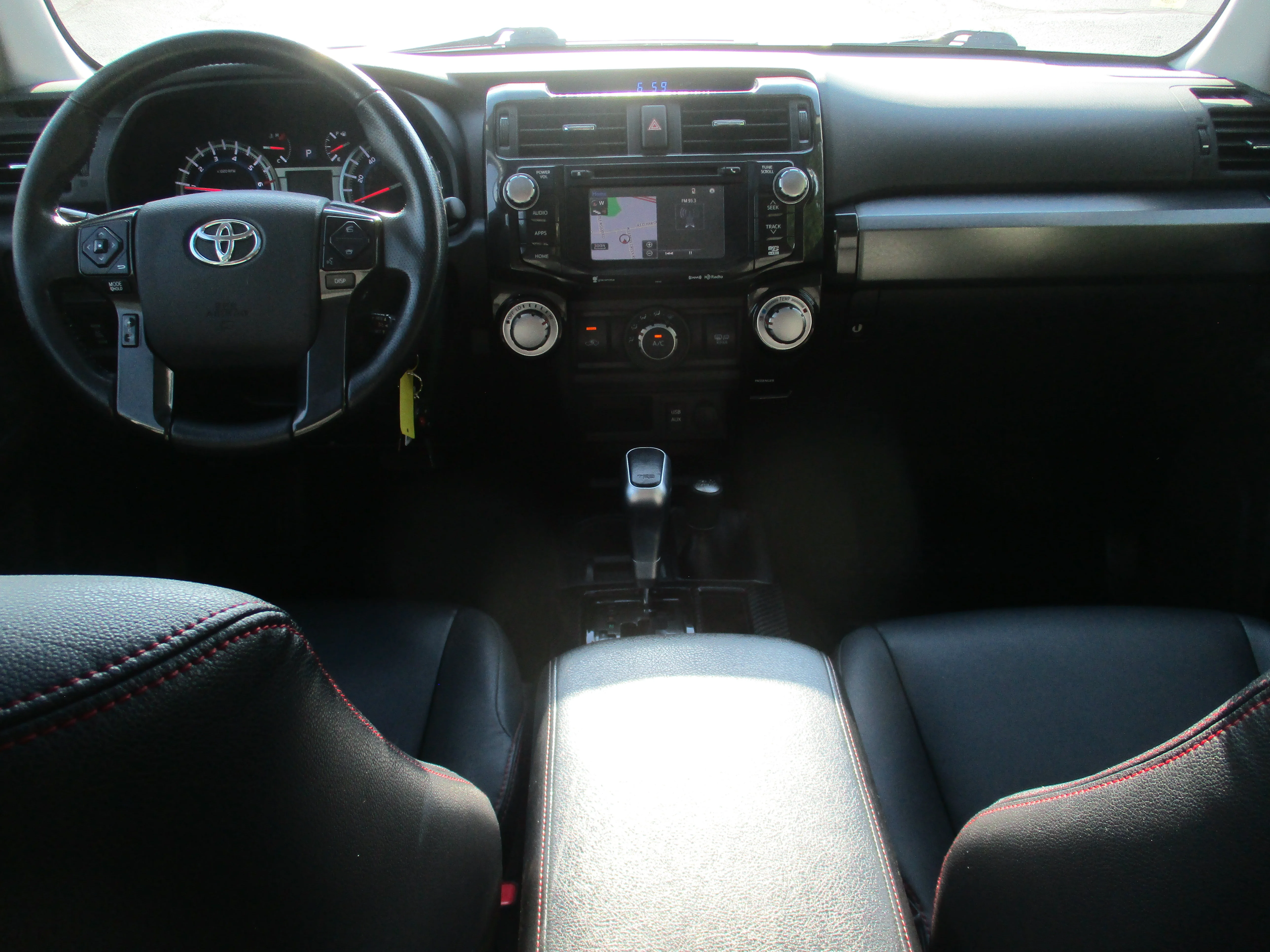 Used 2017 SUPER WHITE Toyota  image 6