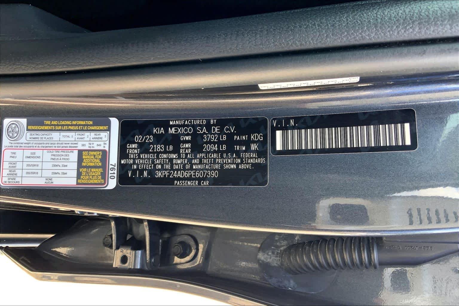 Used 2023 Gravity Gray Kia LXS image 31
