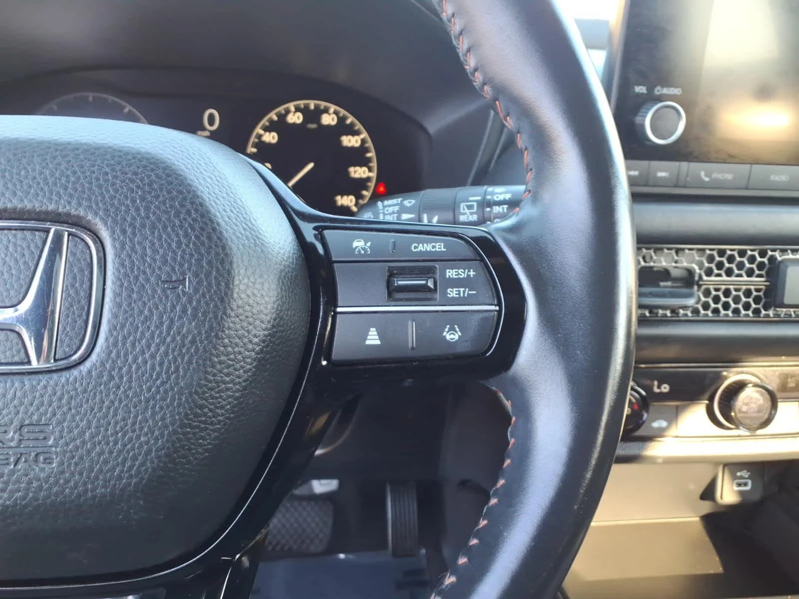 2025 Honda HR-V Sport - Photo 23
