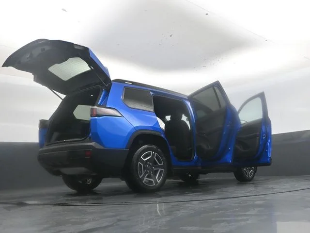 New 2026 Hydro Blue Pearl-Coat Exterior Paint Jeep Laredo image 54