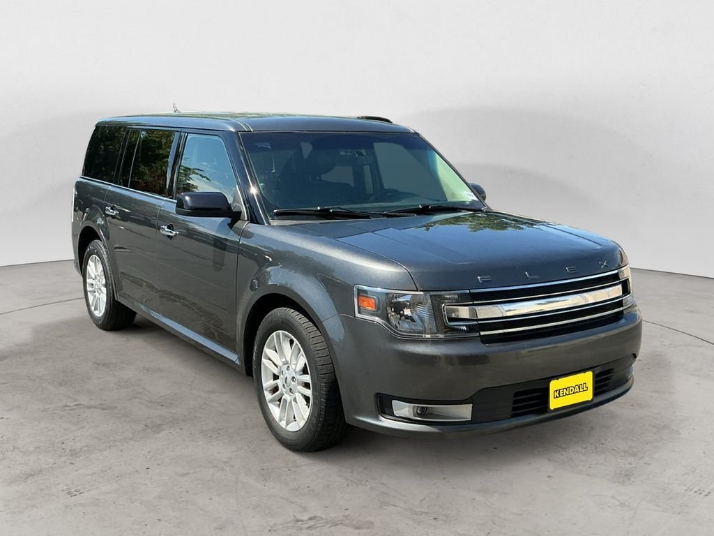 Used 2019 Gray Ford SEL image 3
