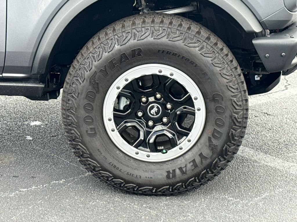 New 2025 Gray Ford Badlands image 12