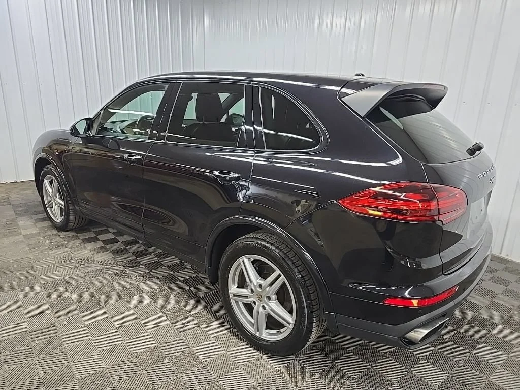 Used 2017 Bk Porsche NA image 9