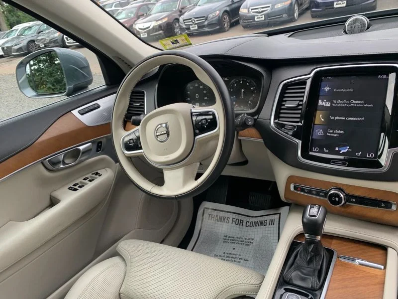 Used 2019 Gray Volvo T6 Inscription Sport Utility 4D image 33