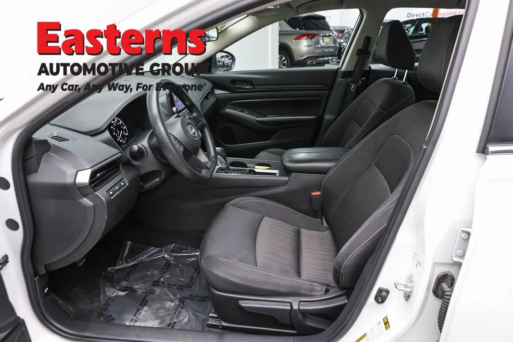 Used 2024 White Nissan 2.5 S image 13