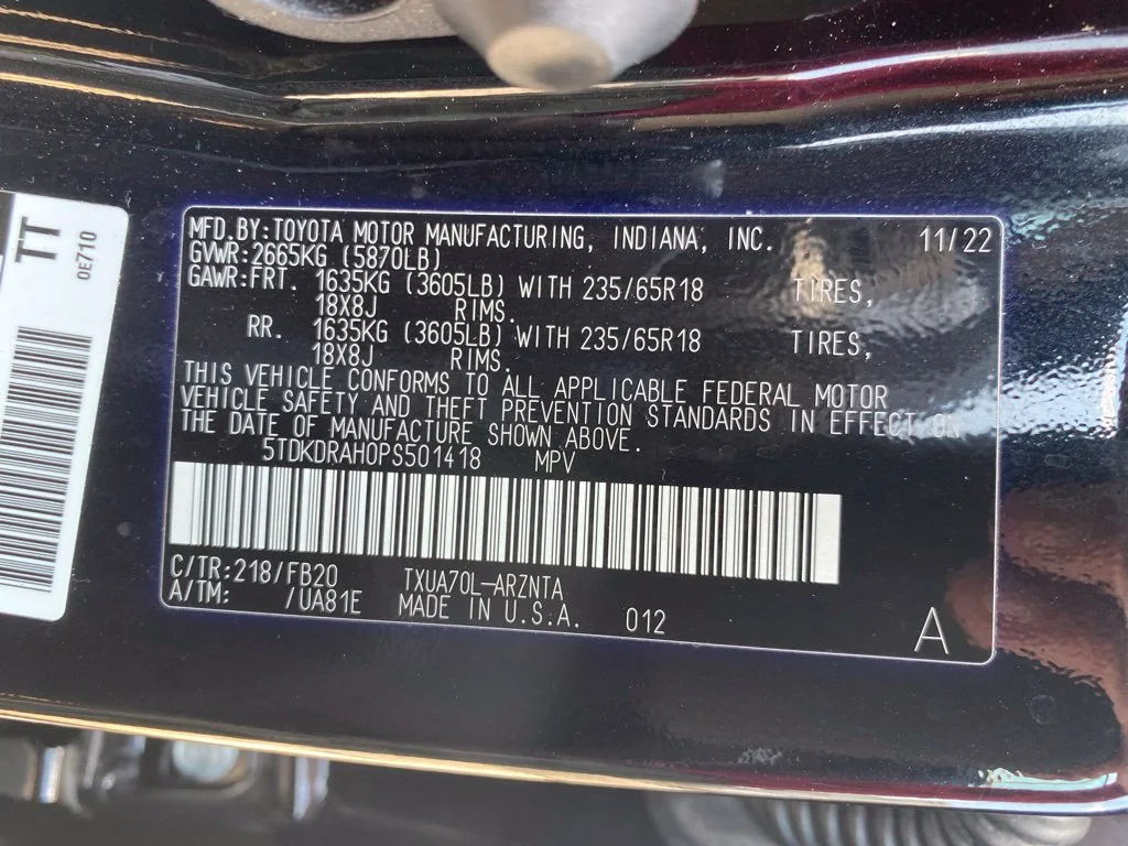 Used 2023 Black Toyota L image 19