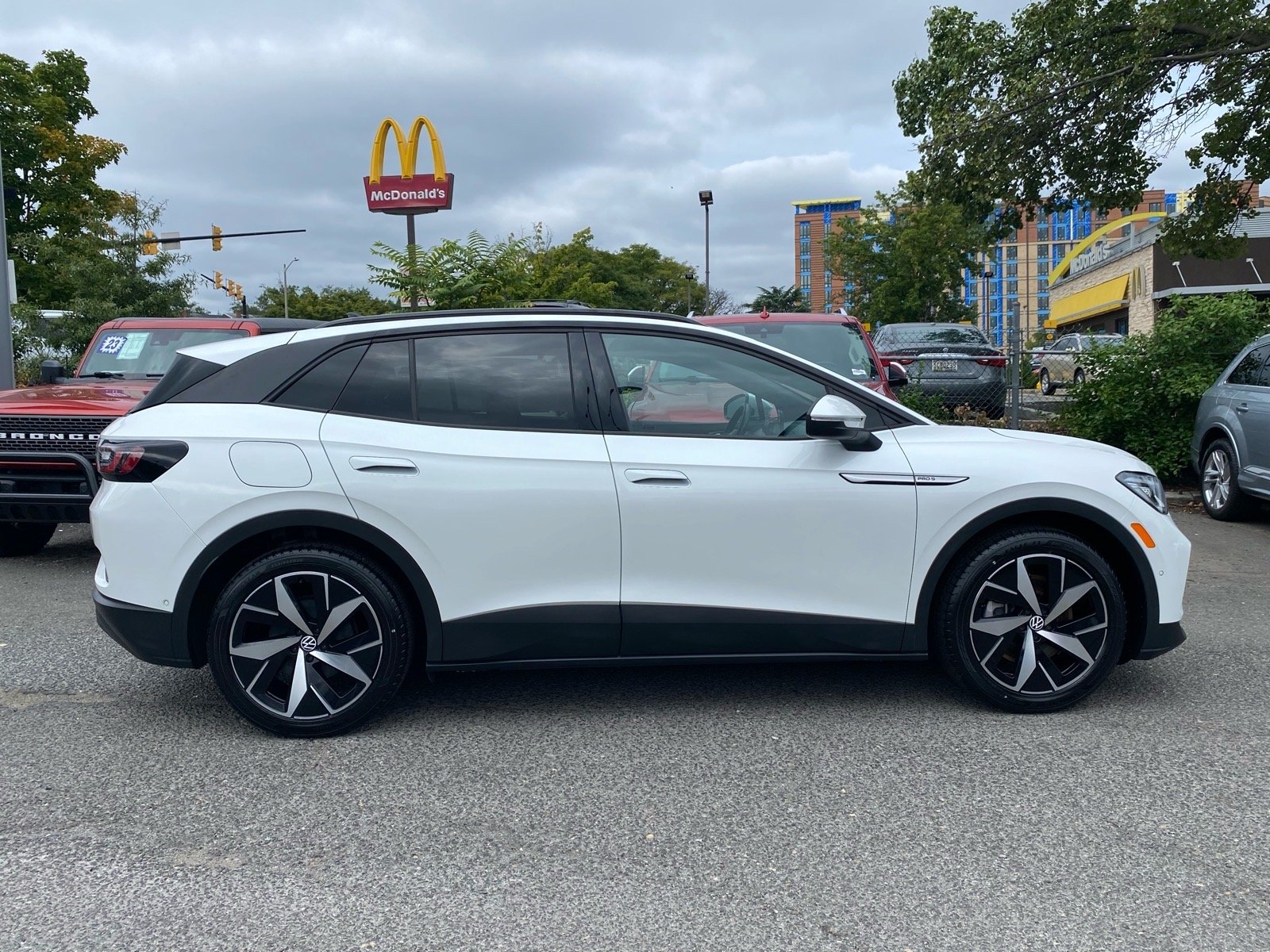 Certified 2023 Volkswagen ID.4 PRO S with VIN 1V2VMPE85PC022178 for sale in Alexandria, VA