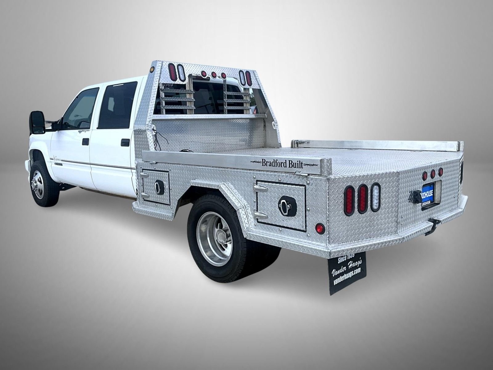 Used 1997 White Chevrolet Base image 7