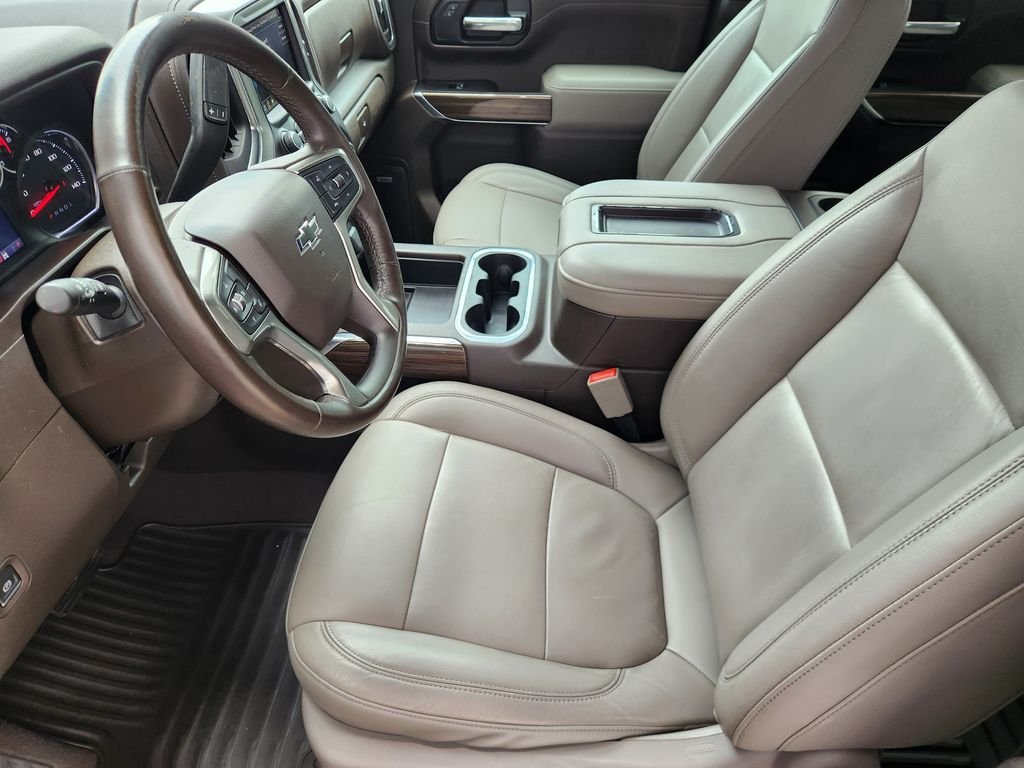 Used 2019 Shadow Gray Metallic Chevrolet RST image 13