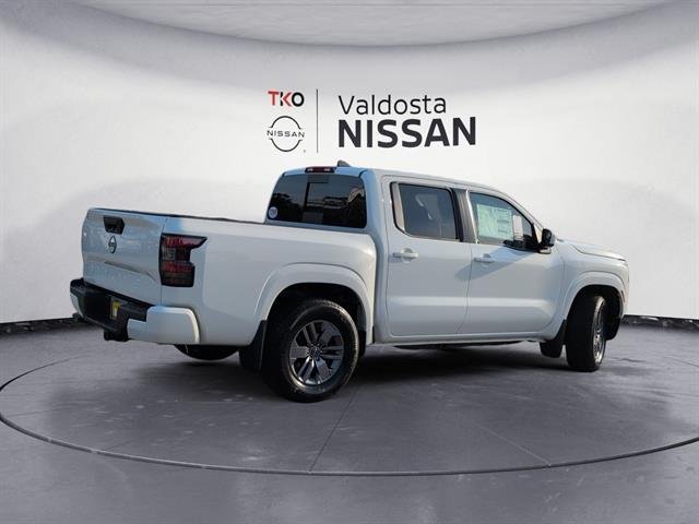 New 2026 Glacier White Nissan Crew Cab SV image 4