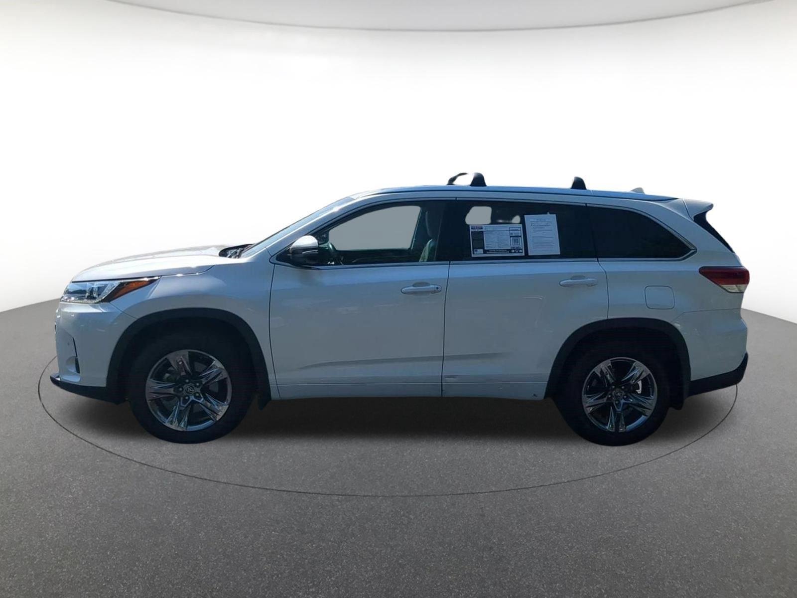Certified Used 2019 Blizzard Pearl Toyota Limited Platinum image 8