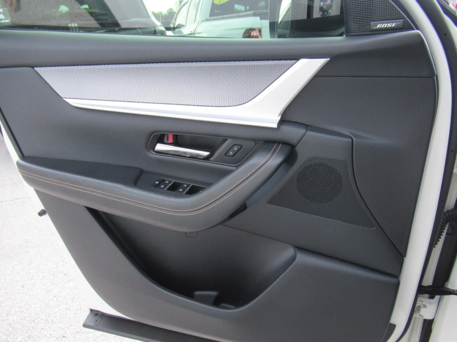 Used 2025 White Mazda 3.3 Turbo Premium Plus image 18