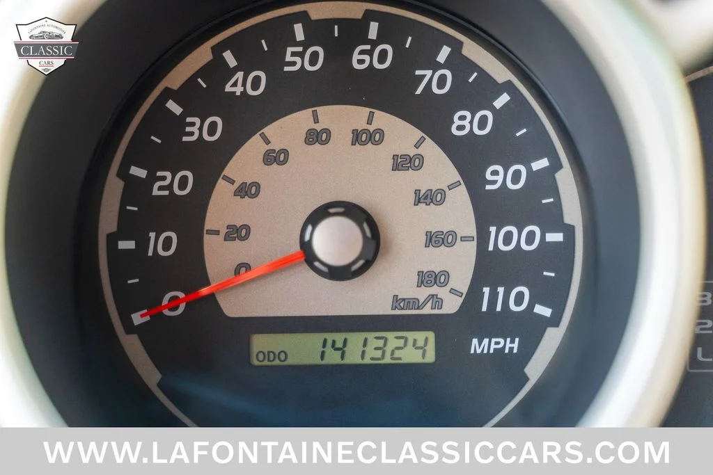 Used 2003 Silver Toyota SR5 Sport image 10