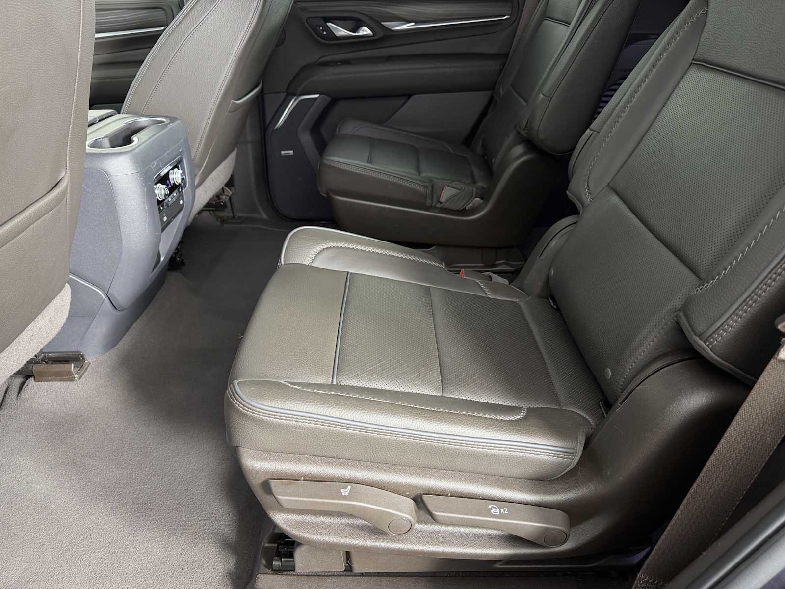 Used 2023 Titanium Rush Metallic GMC Denali image 21