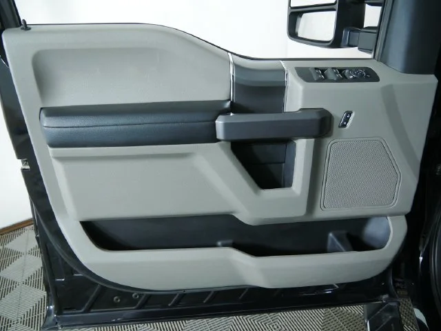 Certified Used 2020 Black Ford XLT image 20