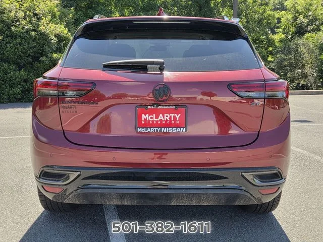 Used 2021 Red Buick Essence image 4