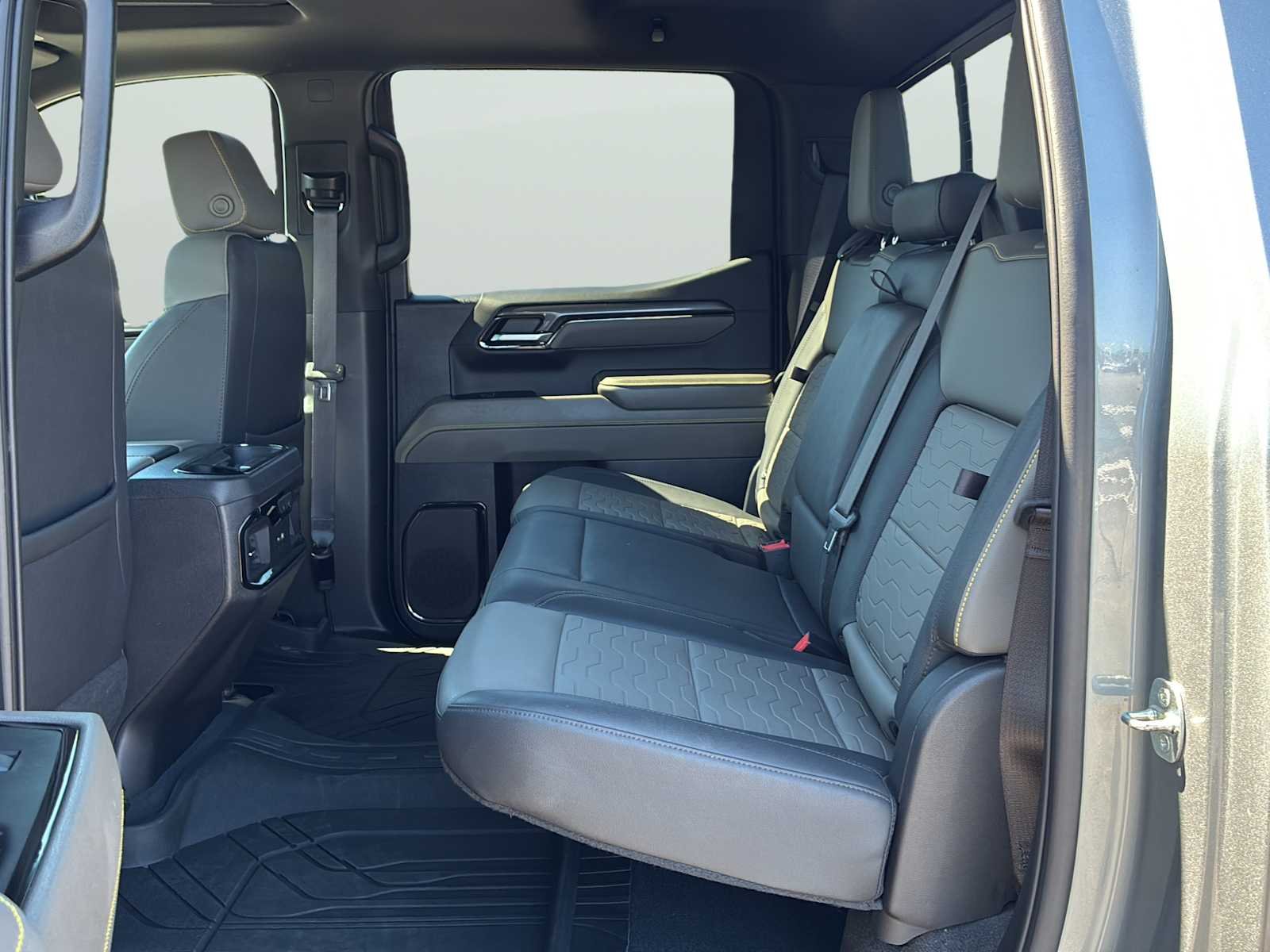 2023 Chevrolet Silverado 1500 ZR2 - Photo 32