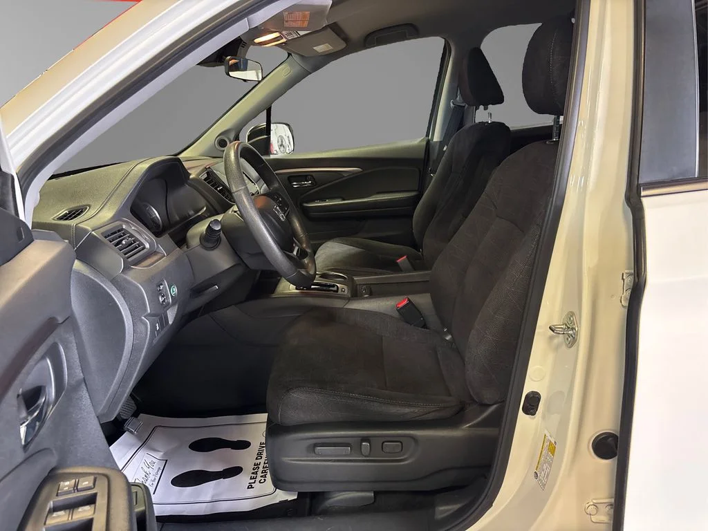 Certified Used 2019 White Diamond Pearl Honda EX image 10