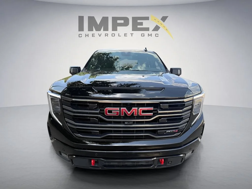 Used 2025 Onyx Black GMC AT4 image 8