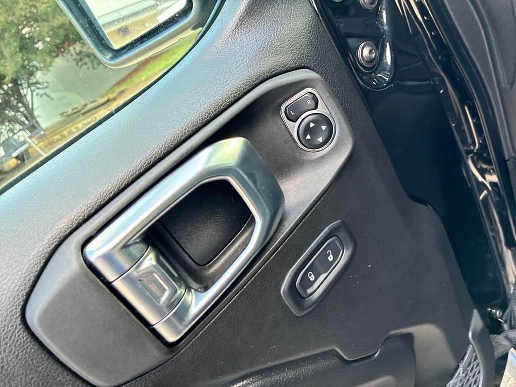 Used 2026 Black Jeep Rubicon image 29