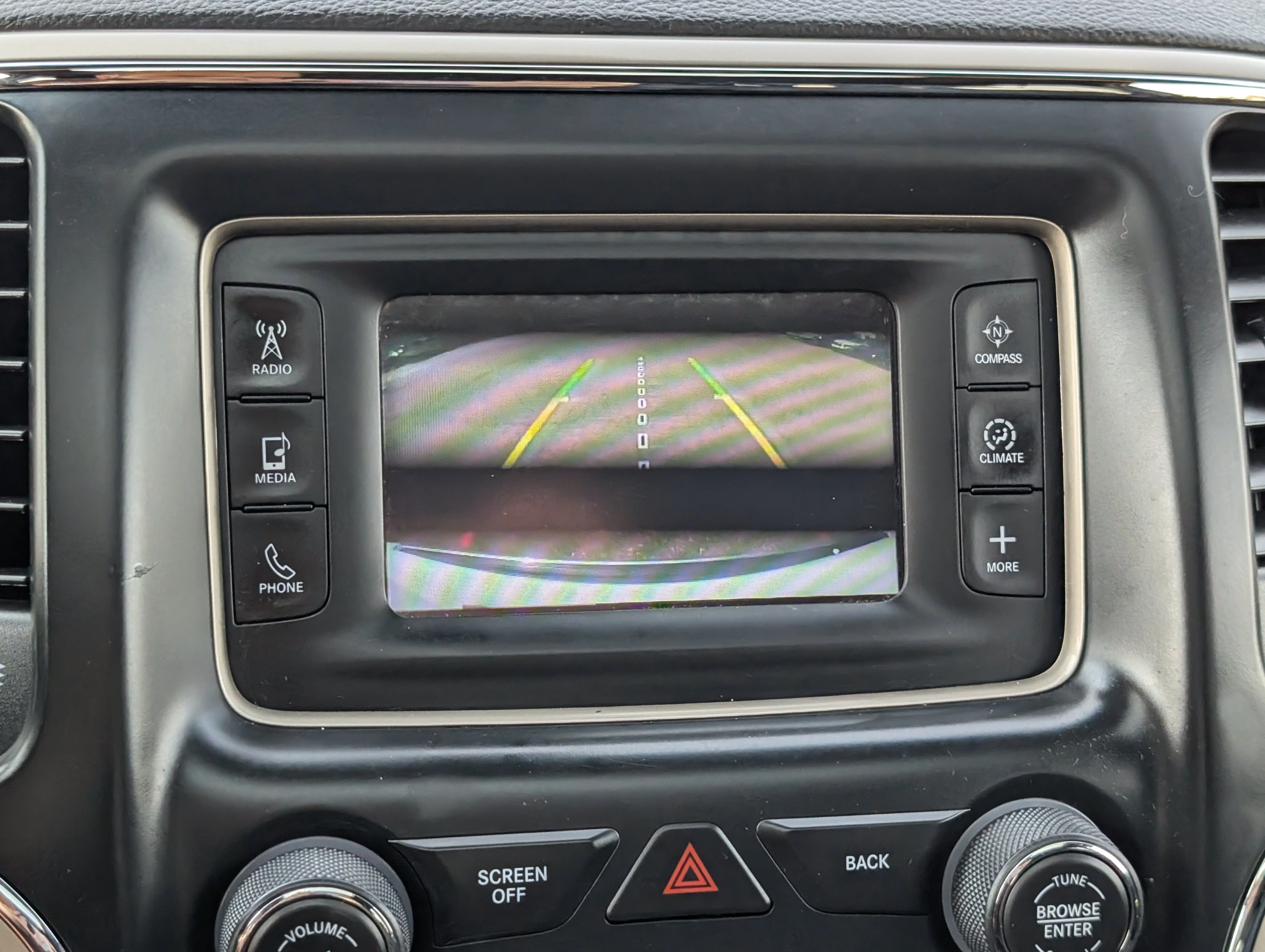 Used 2014 Bright White Clearcoat Jeep Limited image 31