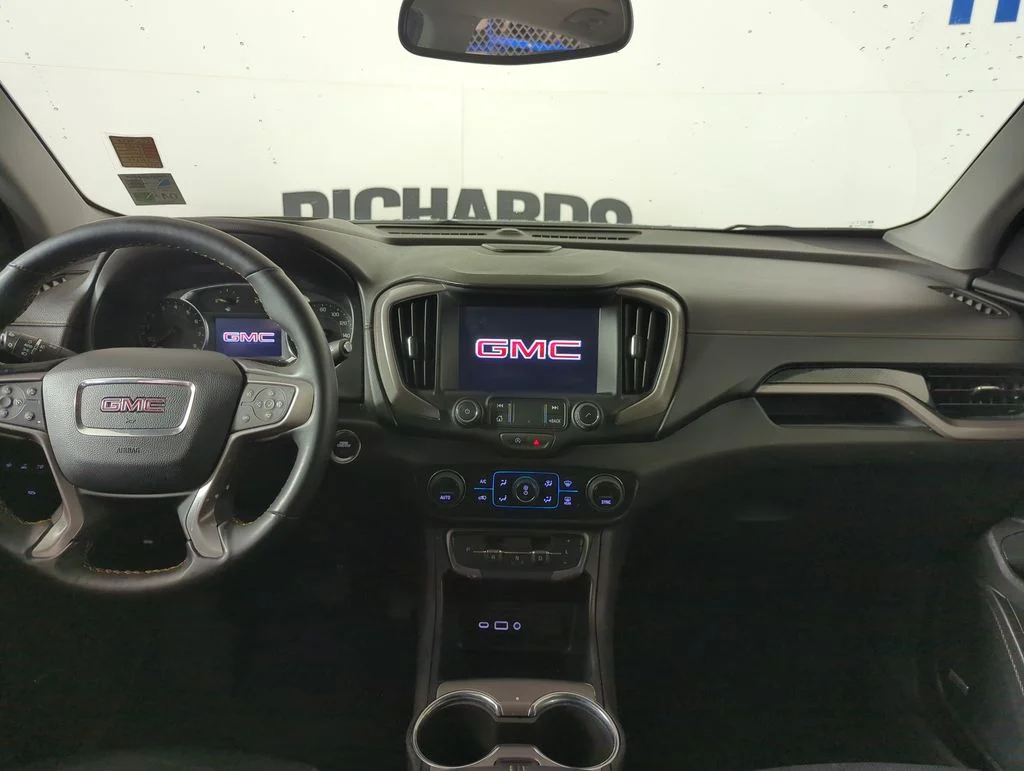Used 2023 Sterling Metallic GMC AT4 image 10