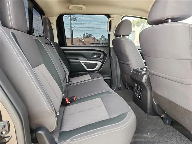 Used 2024 Black Nissan SV (A9) 4x4 Crew Cab 6.5 ft. box 151.6 in. WB image 12
