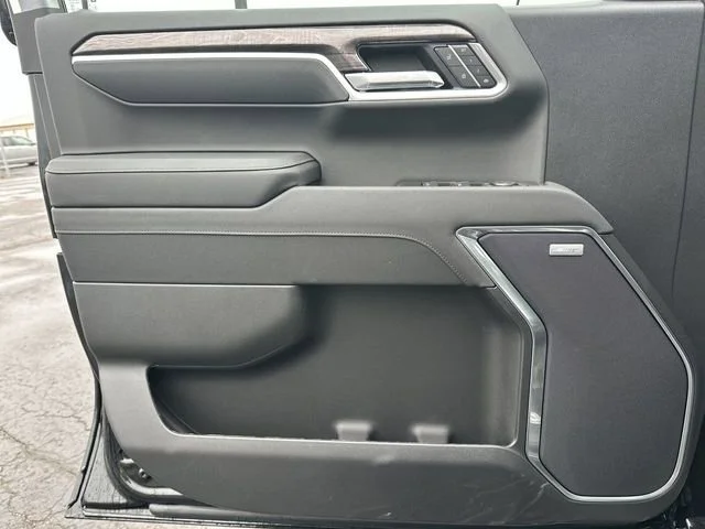 2026 Chevrolet Silverado 1500 LTZ - Photo 23