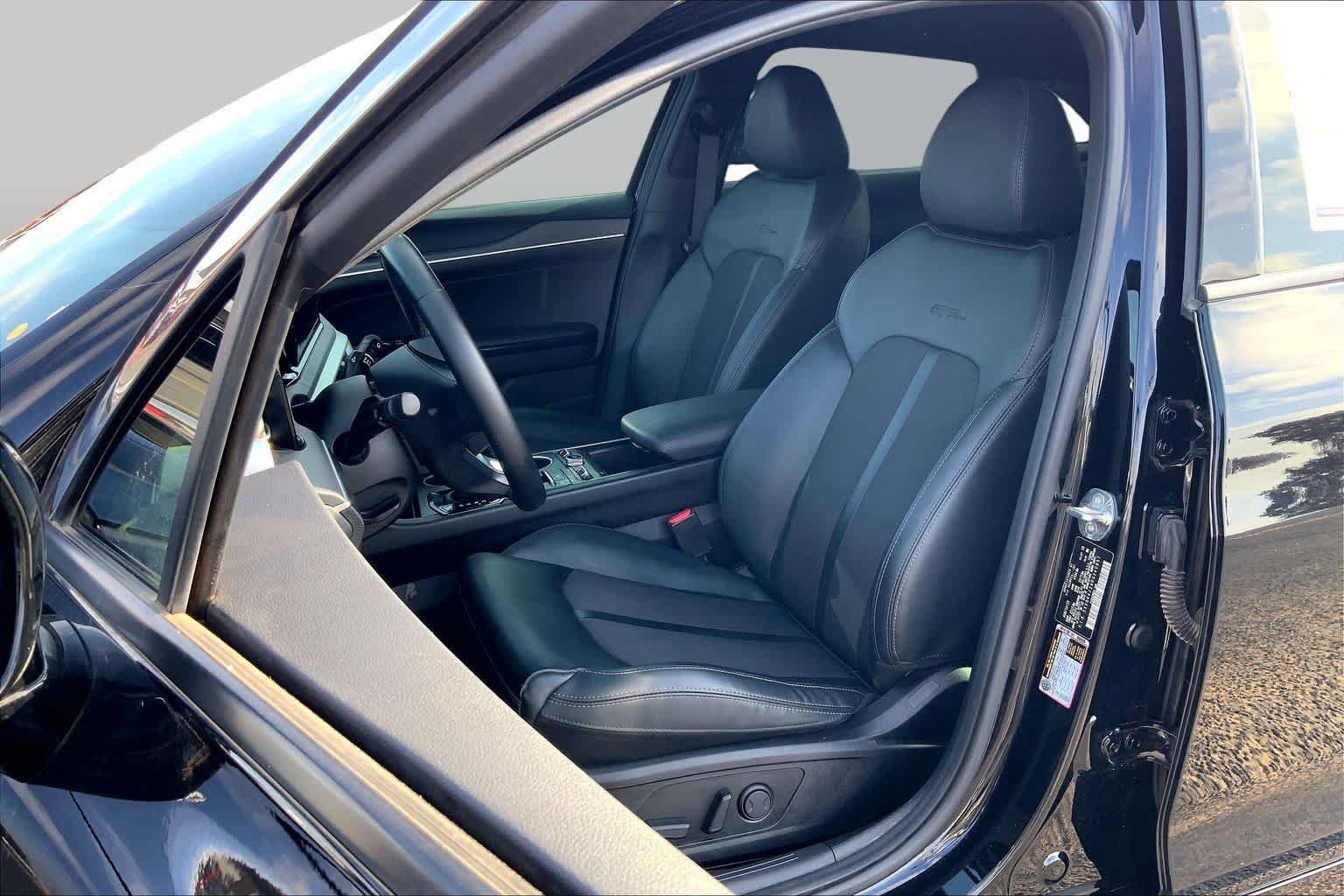 Pre-Owned 2024 Kia K5 GT-Line