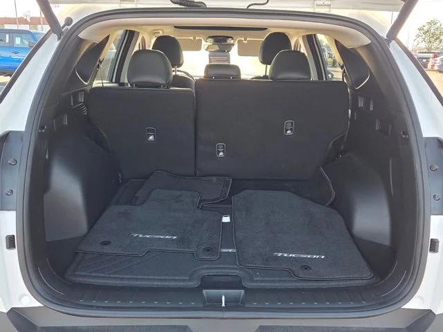 Used 2026 White Hyundai Limited image 7