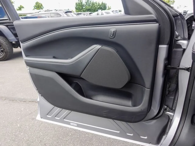 Used 2021 Silver Ford Select image 15