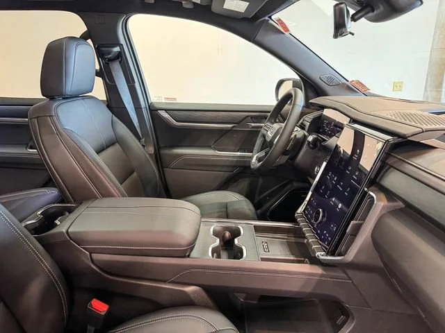 2026 GMC Acadia Elevation - Photo 25